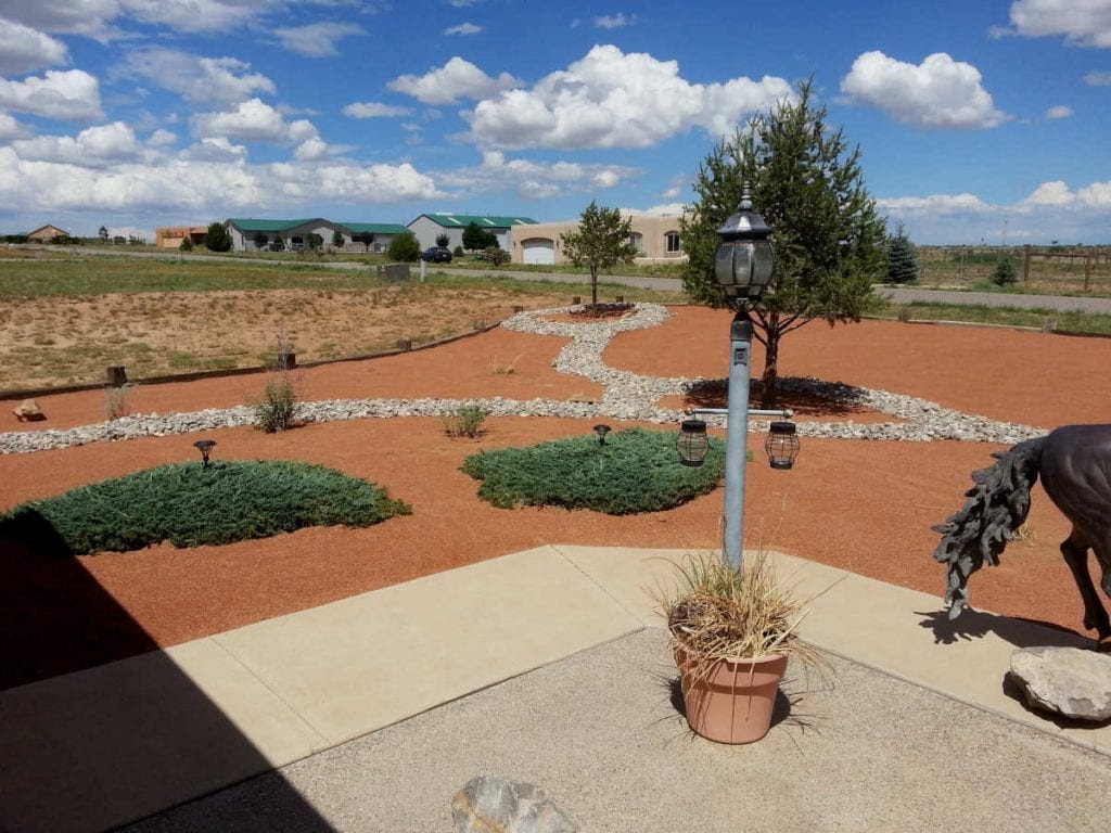 What Should I Look for When Hiring a Landscaping Company in Albuquerque?